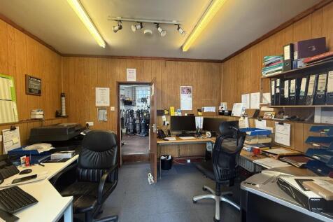 6 Ground Floor Office.JPG