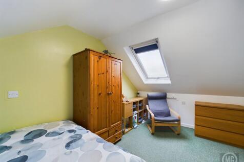 Bedroom 4 - 2nd Floor