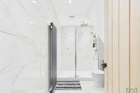 GF Bathroom