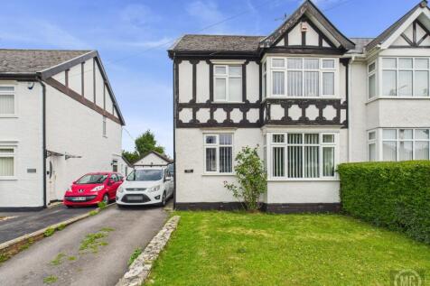 House Front with Driveway &amp; Garage