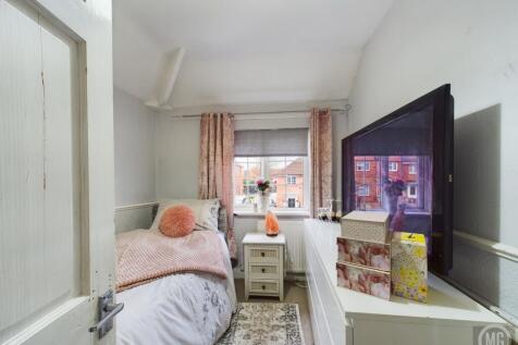 Bedroom 3 with Front Aspect