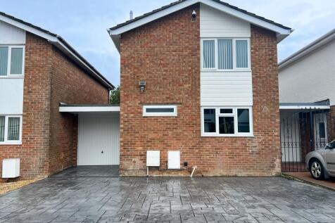 House Front with Driveway &amp; Garage
