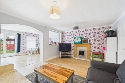 Living Room leading into Dining Area