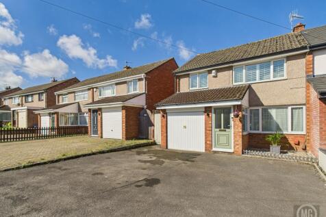 House Front with Garage &amp; Drive