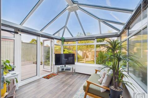 Sun Room leading to Garden