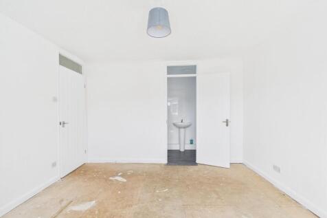 Bedroom 1 into En-suite