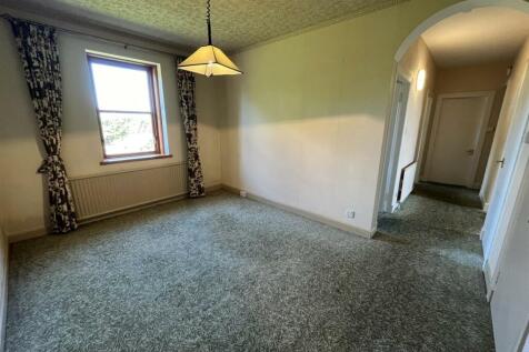 OPEN PLAN DINING ROOM