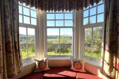 DINING ROOM VIEW