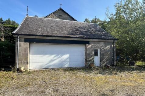 DOUBLE GARAGE