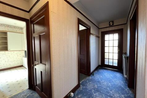 ENTRANCE VESTIBULE