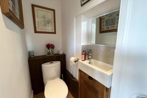 GUEST WC