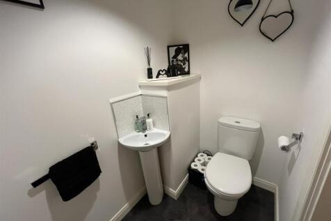 GUEST WC