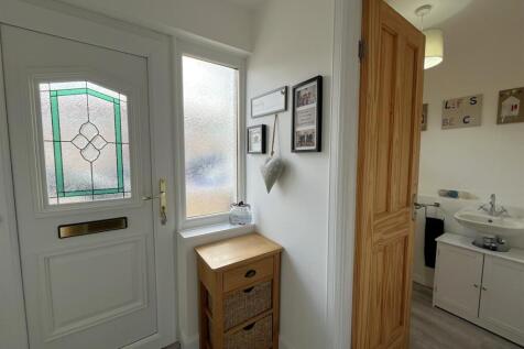 ENTRANCE VESTIBULE