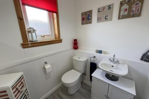 GUEST WC