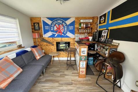 GARDEN BAR