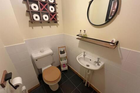 GUEST WC