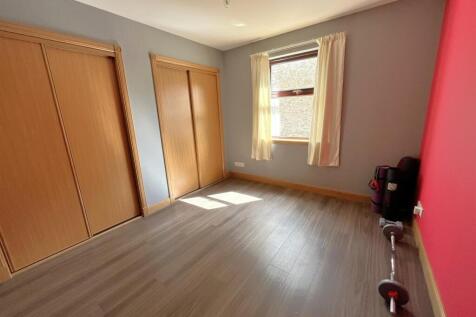 GROUND FLOOR BEDROOM