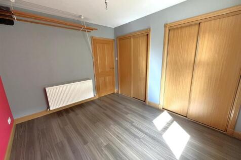 GROUND FLOOR BEDROOM