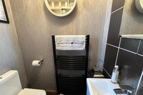 GUEST WC