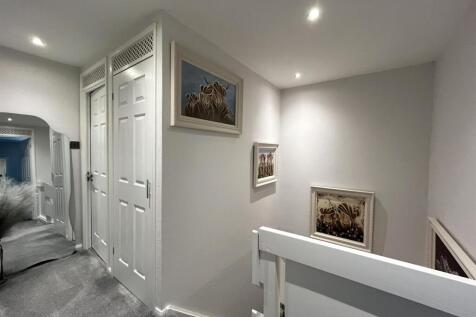 STAIRCASE AND LANDING