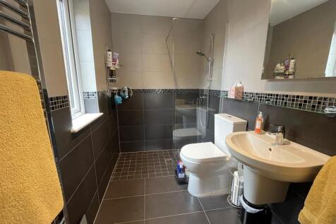 EN-SUITE WET ROOM