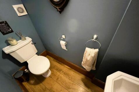 GUEST WC