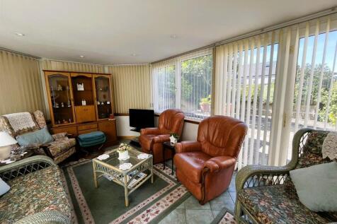 SUN LOUNGE
