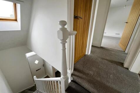 STAIRCASE AND LANDING