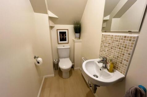GUEST WC