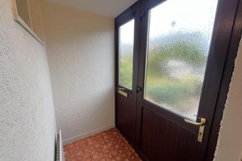 ENTRANCE PORCH