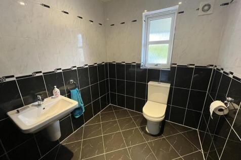 GUEST WC