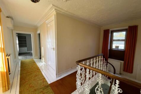 STAIRCASE AND LANDING