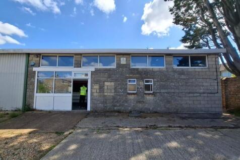 sandown extirior .jpg