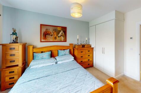bedroom 3.jpg