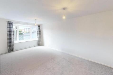 Woolmoor-Close-Thirsk-Office-Defurnished.jpg