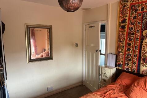 Master bedroom one.JPG