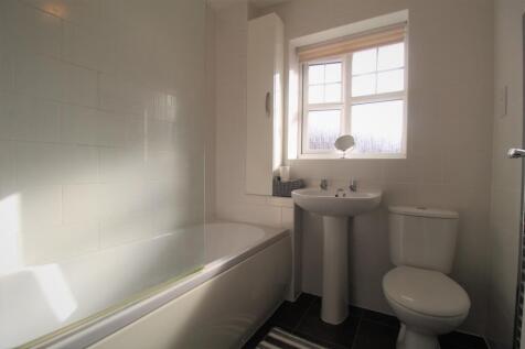 Bathroom.JPG