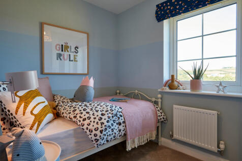 Single bedroom in the Chester 4 bedroom home