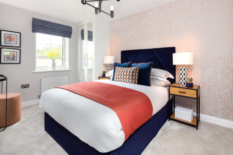 En suite main bedroom in the Maidstone 3 bedroom home