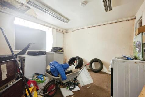 78eastst24 T202509120944.jpg