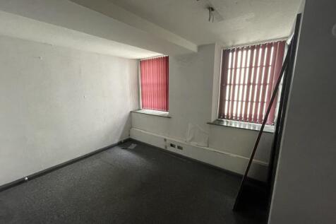 Living Room T202408281609.jpg