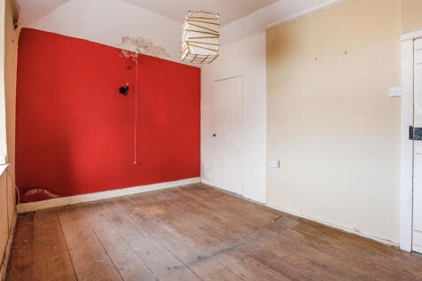 18-11-2025  17-56-26  BWL0109.aLBTV  1  T202511191819.jpg