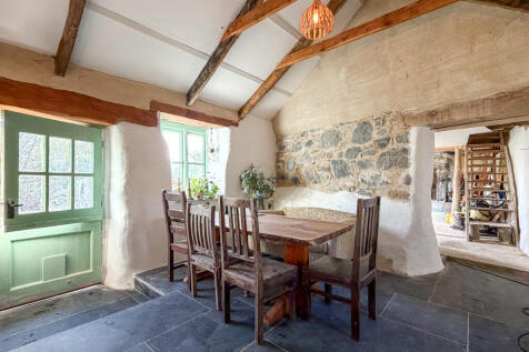 IMG 1935 T202512101631.jpg