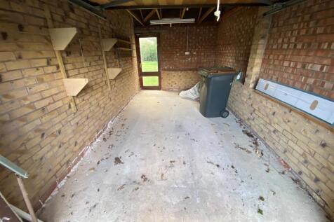Garage.jpg