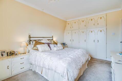 Bed 1