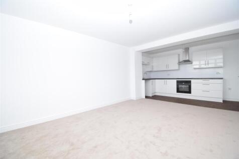 Kitchen / Lounge
