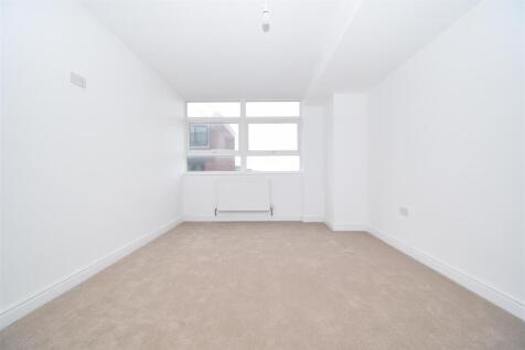 Kitchen / Lounge