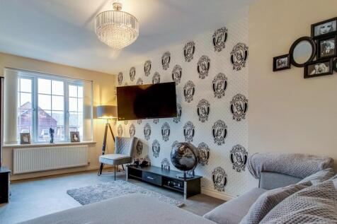 BEDROOM FOUR/FAMILY ROOM