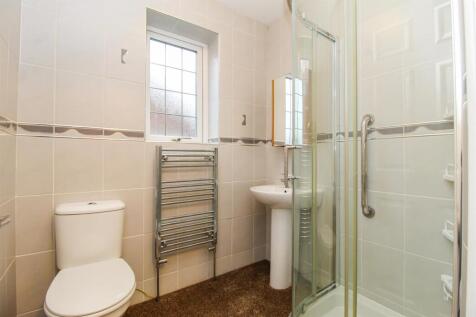 SHOWER ROOM/W.C.
