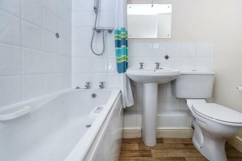 BATHROOM/W.C.